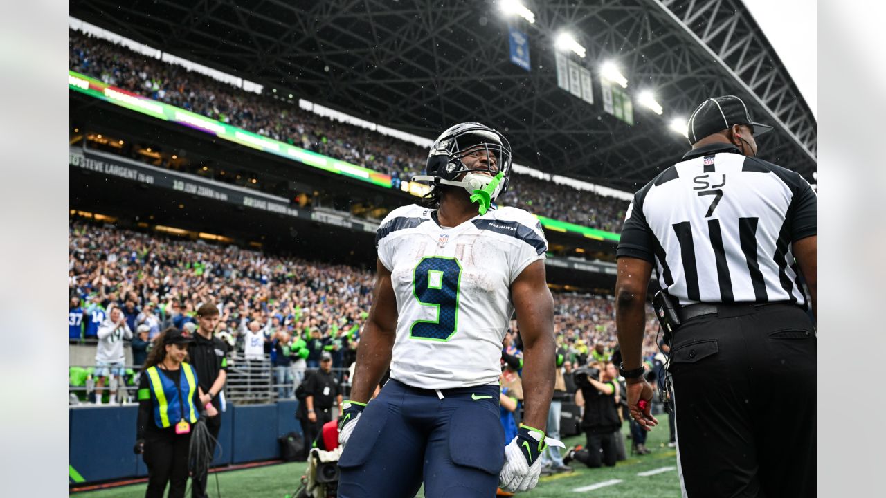 Panthers travel to Seattle as Seahawks celebrate 2013 Super Bowl