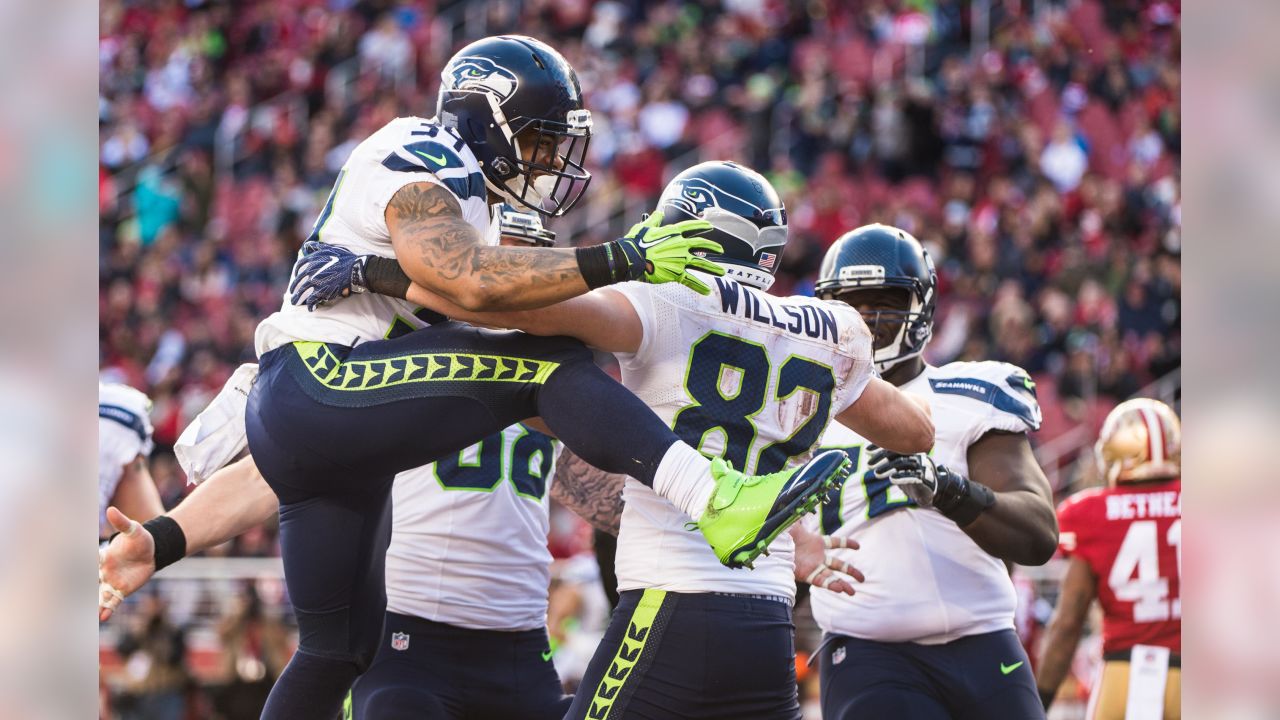 Seattle Seahawks including Thomas Rawls (34) and Cassius Marsh