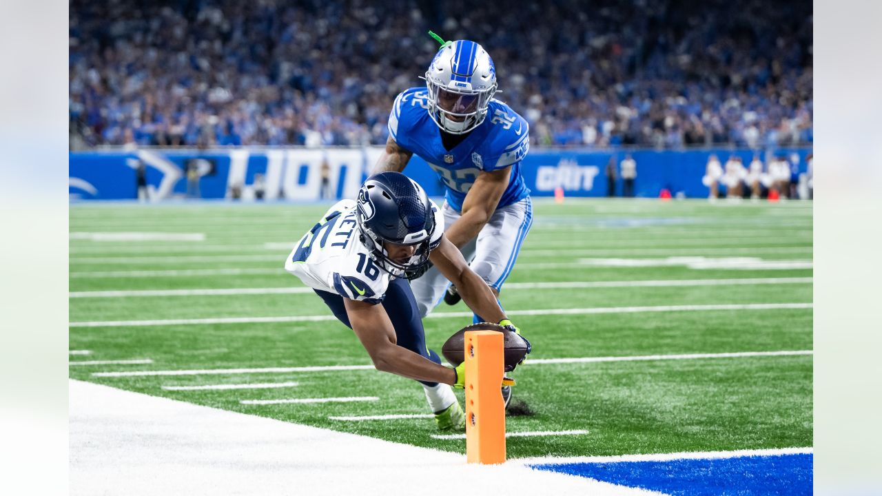 Jake Curhan, Stone Forsythe Deliver in 'Consistent Fashion' as Seahawks  Edge Lions - Sports Illustrated Seattle Seahawks News, Analysis and More