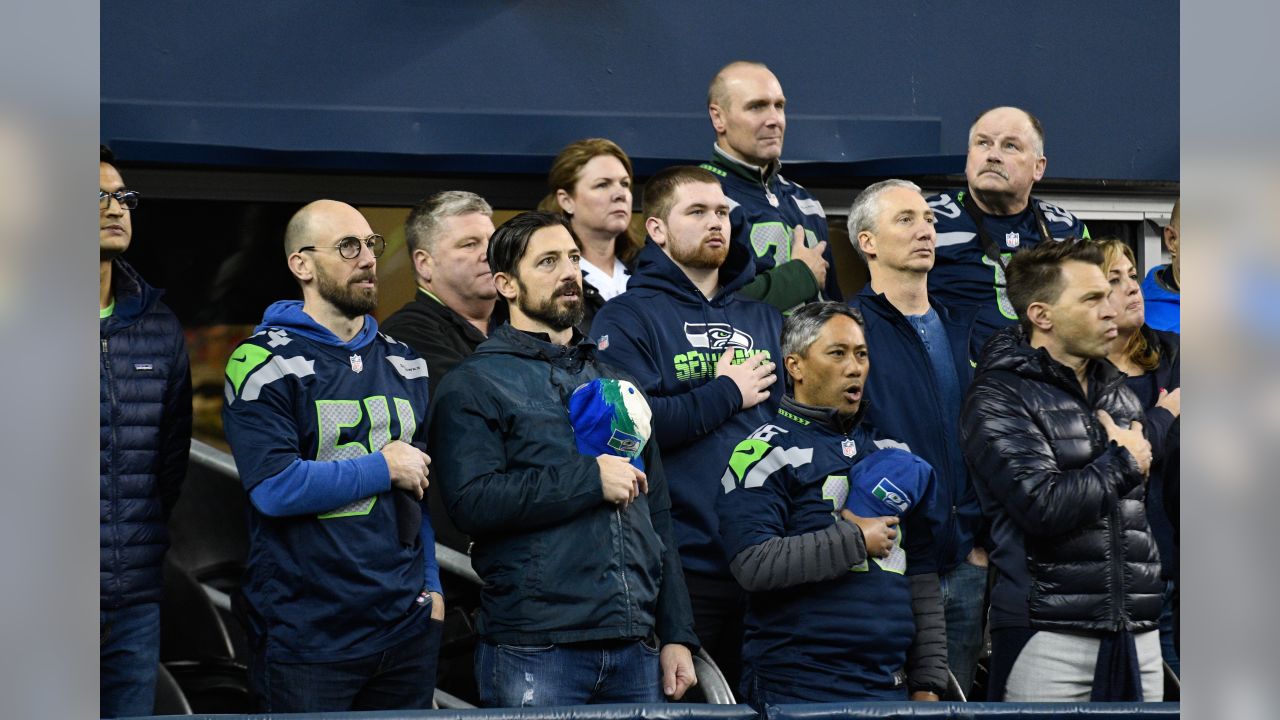 Seahawks Player Q&A: Catching Up With Legend Lofa Tatupu