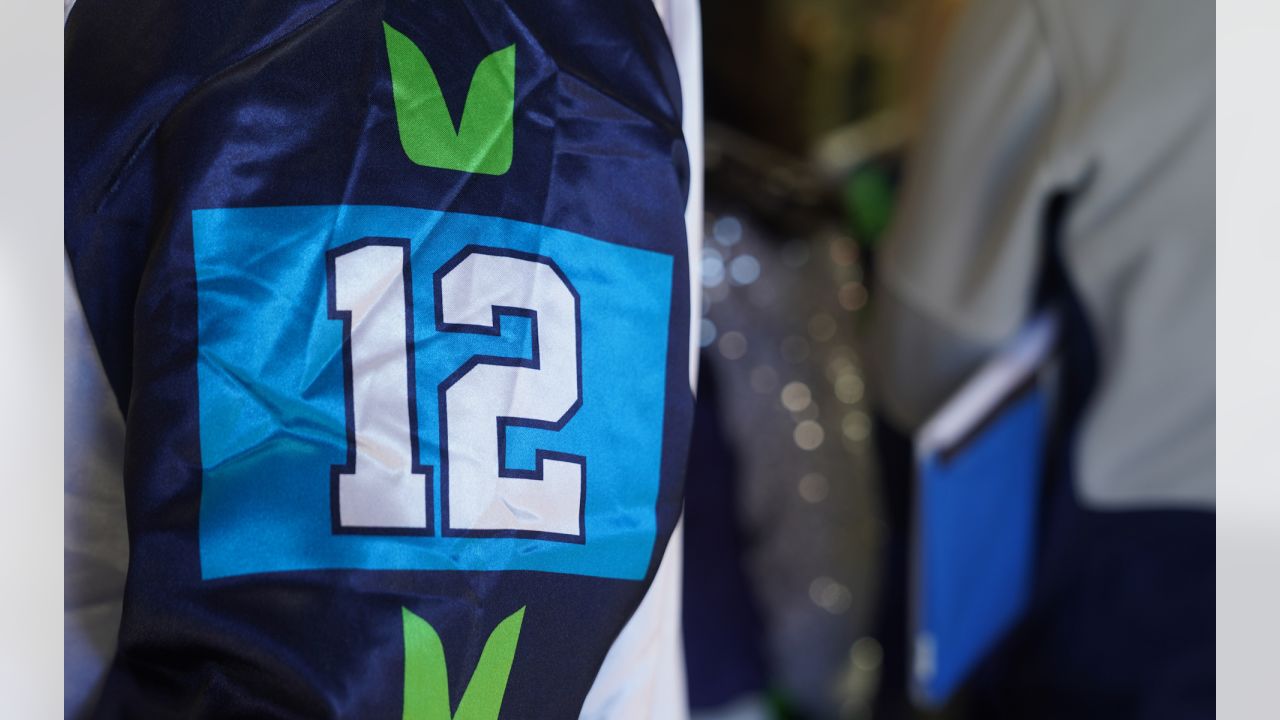 Why Seahawks RB Shaun Alexander enters the Ring of Honor Sunday - Field  Gulls