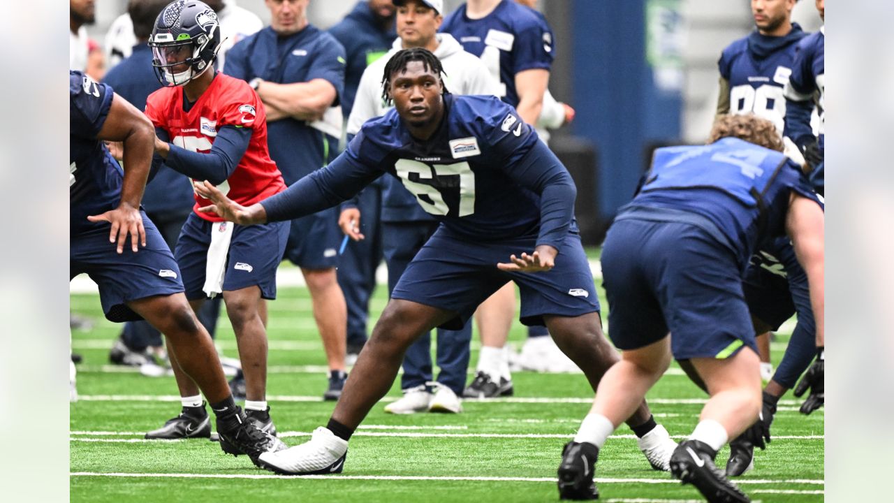 Charles Cross Arrives In Seattle