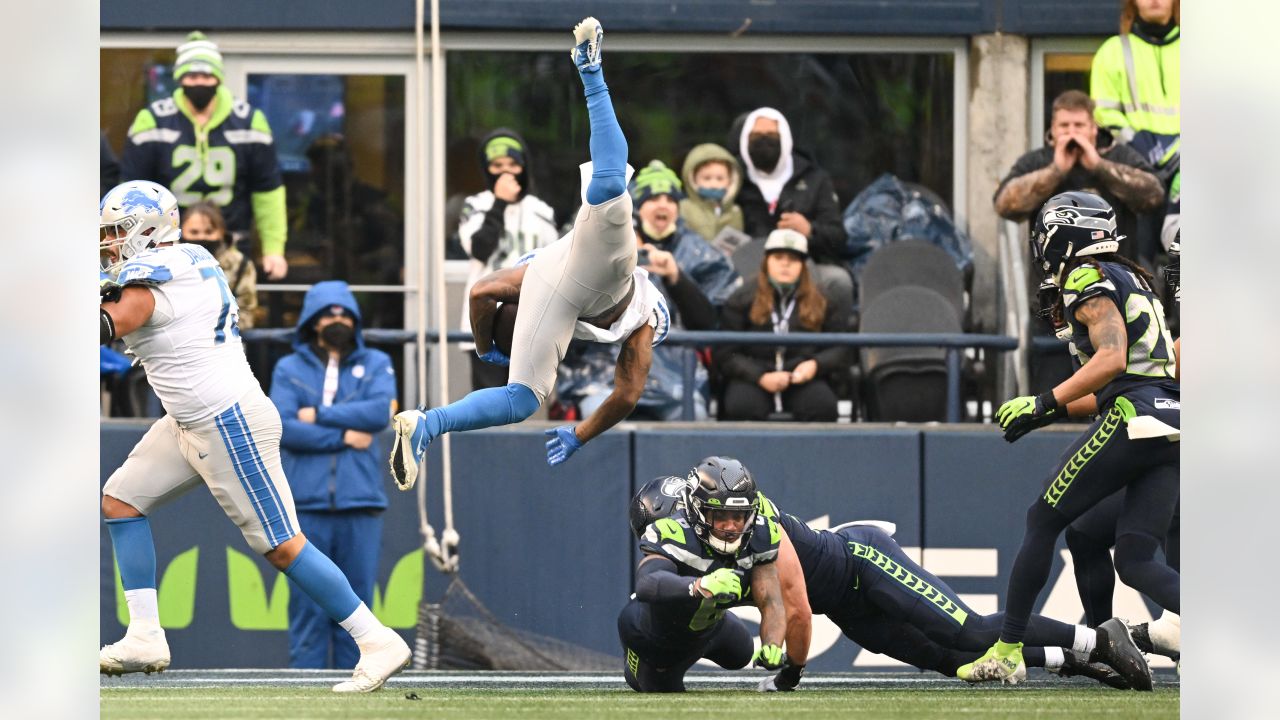 Detroit Lions walloped early, lose at Seattle Seahawks, 51-29