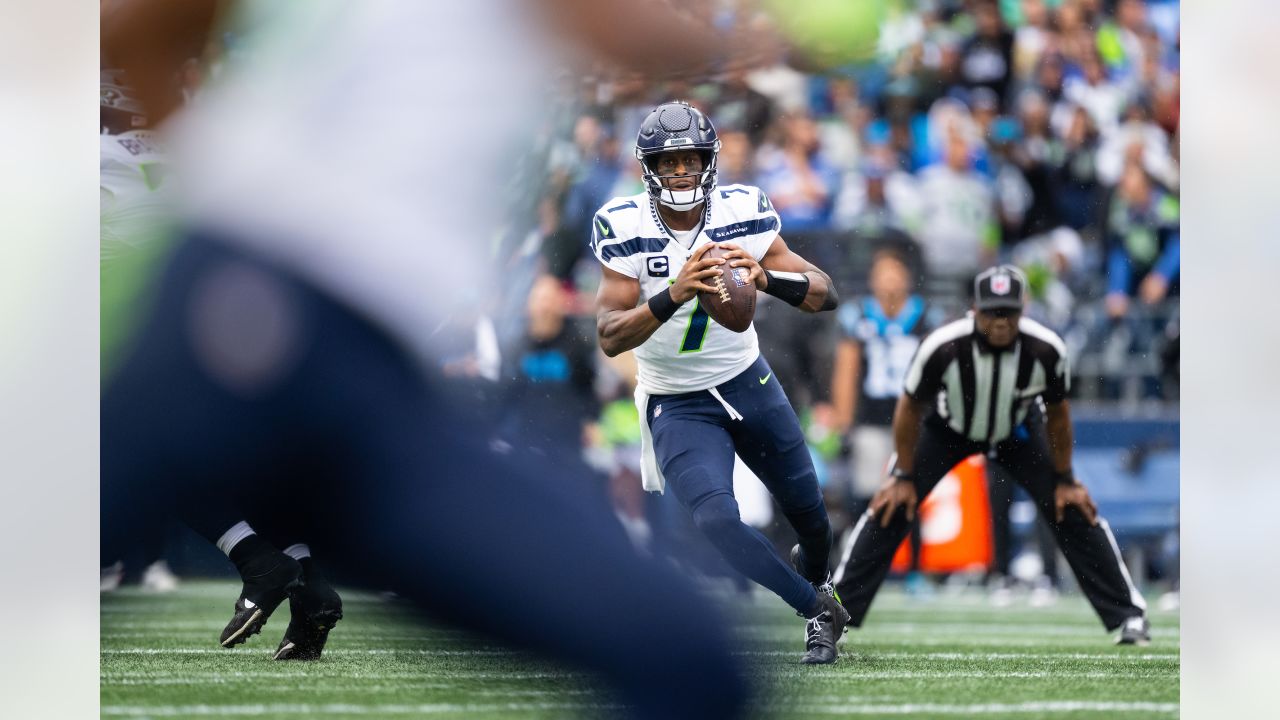 Is Geno Smith Worthy of a Fantasy Football Pickup? Seahawks QB a Hot Name  on Waiver Wire After Another Successful Stat Line in Week 5