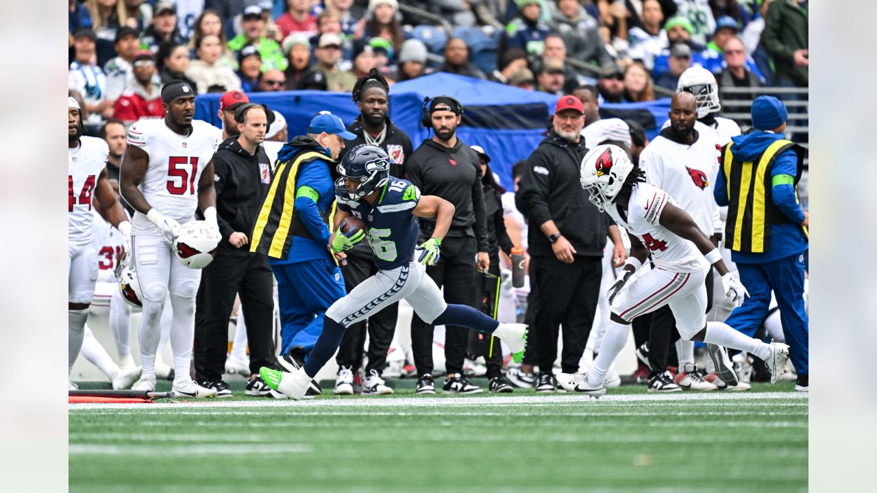 Seattle Seahawks, Arizona Cardinals took different approaches in building  offensive lines