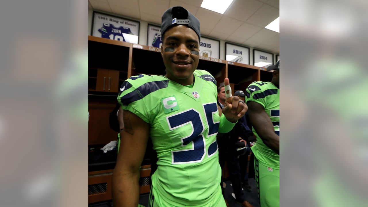 Seattle Seahawks Clinch NFC West Division