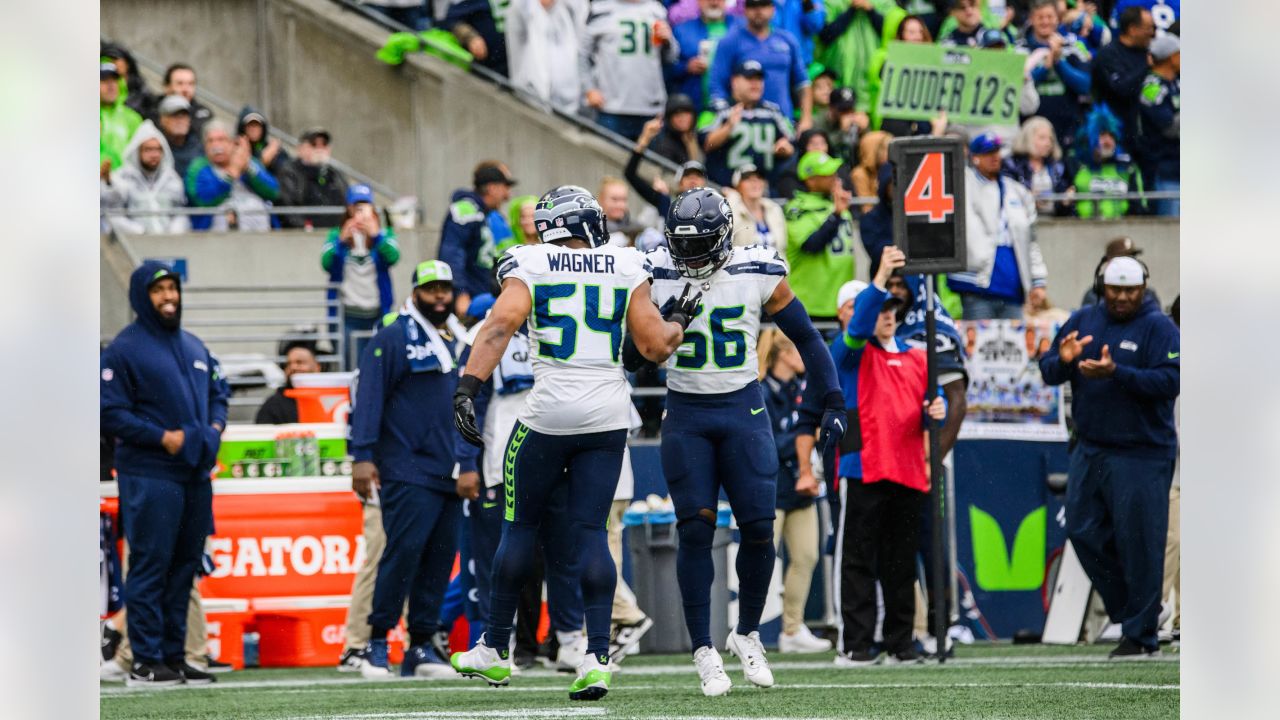 Bobby Wagner clinches Seattle Seahawks return