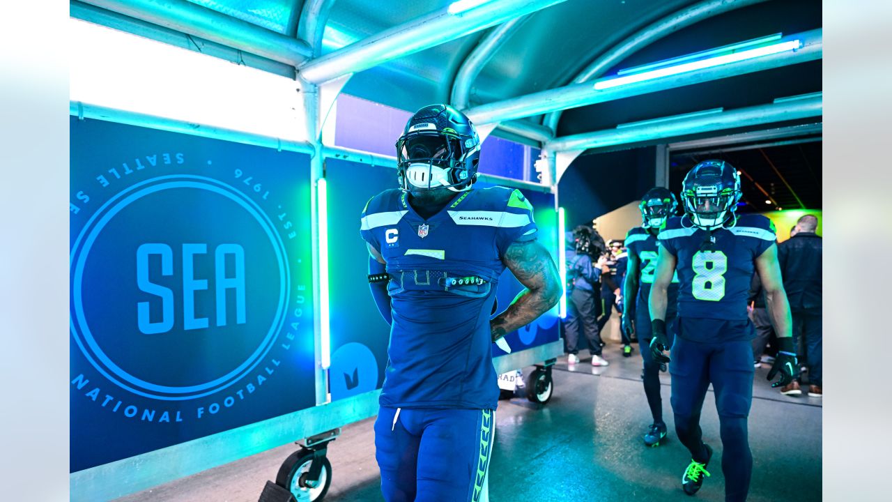 Seahawks Honor Damar Hamlin Pregame