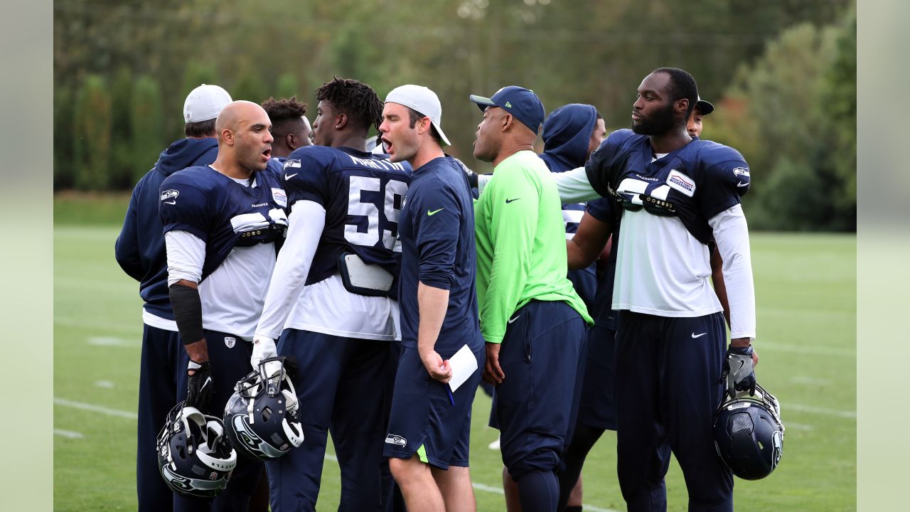 Brandon Marshall makes Seahawks debut at OTAs after signing becomes  official Wednesday