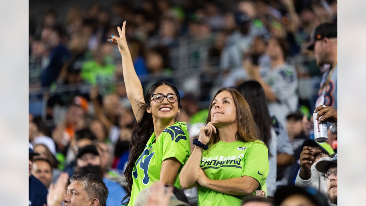 PHOTOS: Fans Attend Seahawks vs. Broncos Preseason Matchup