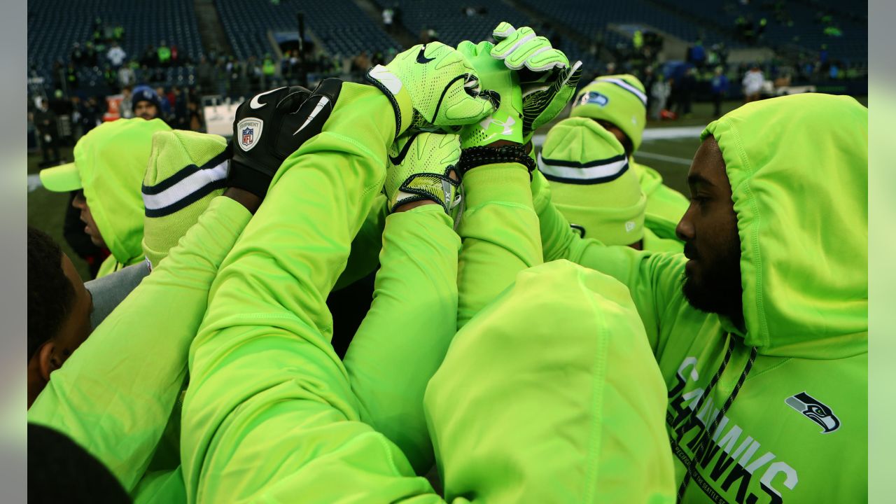 How Twitter reacted to Seahawks Action Green #ColorRush