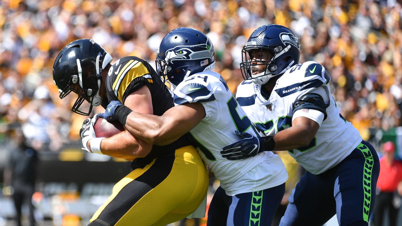 57 of the best pics from the Steelers narrow loss to the Seahawks