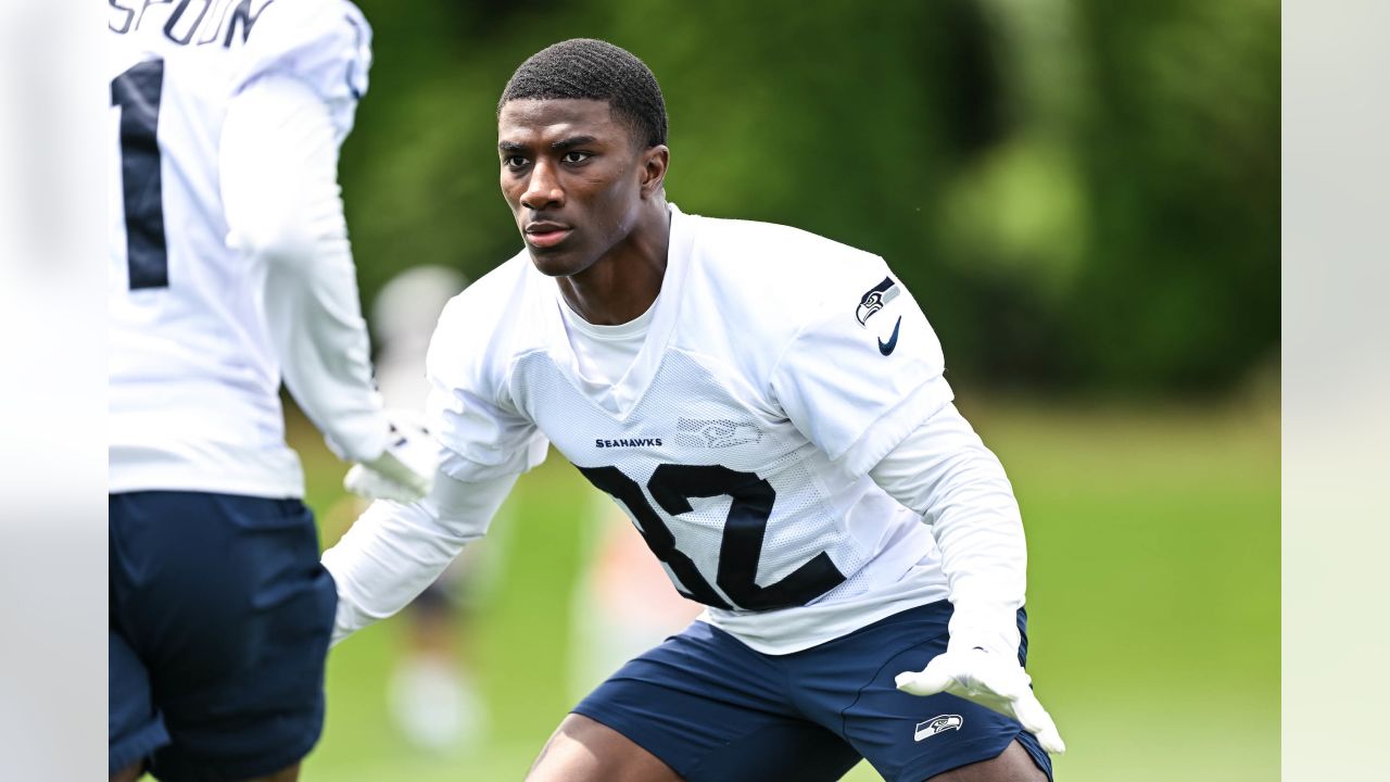 People have strong opinions about Seahawks star Tariq Woolen's 2nd year -  Field Gulls