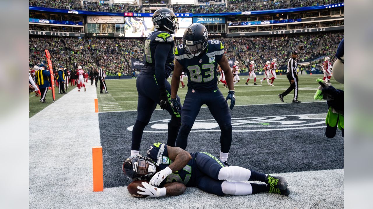 Thursday Round-Up: Seahawks Announce New FieldTurf at CenturyLink Field