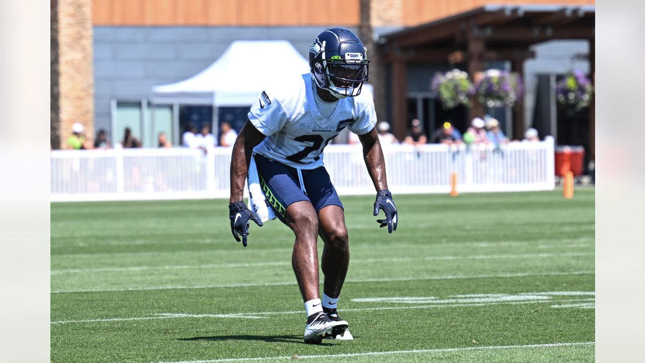 New Seahawks RB Ken Walker III 'a rocket' in first rookie minicamp