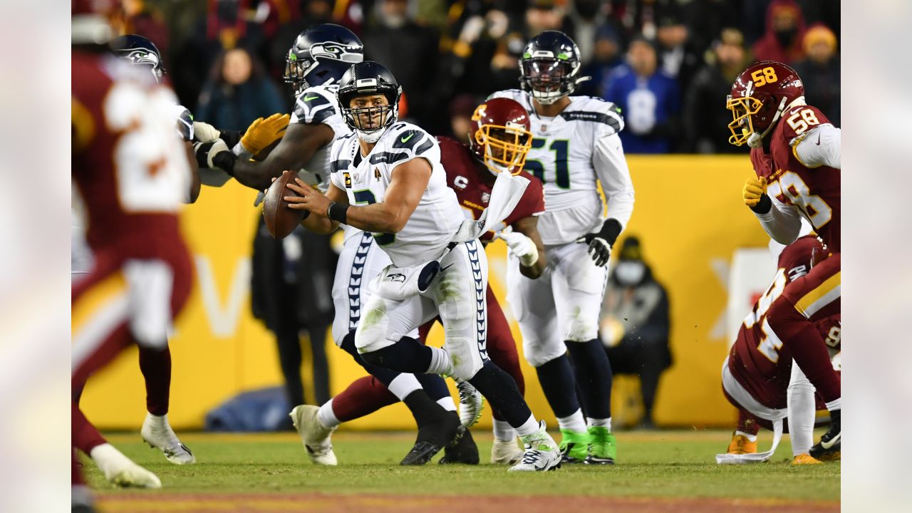 Fast Facts: Seahawks fall to Washington 17-15 for 6th loss in last