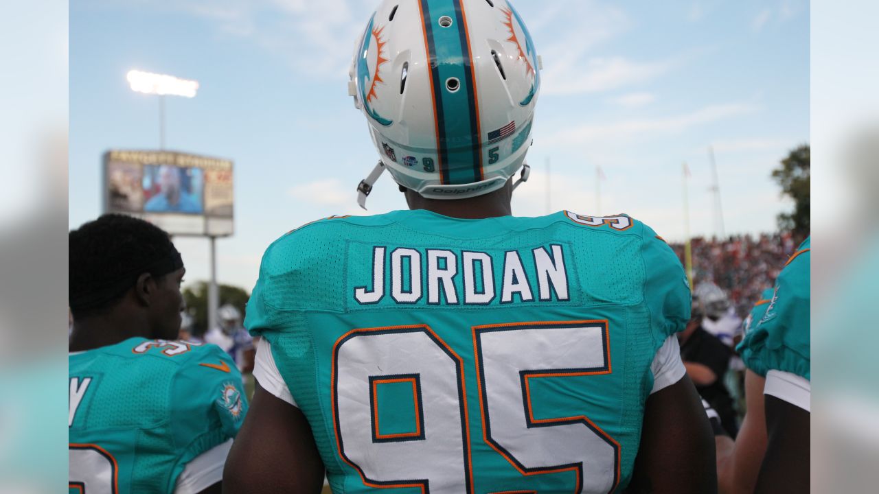 Miami Dolphins waive former No. 3 pick Dion Jordan