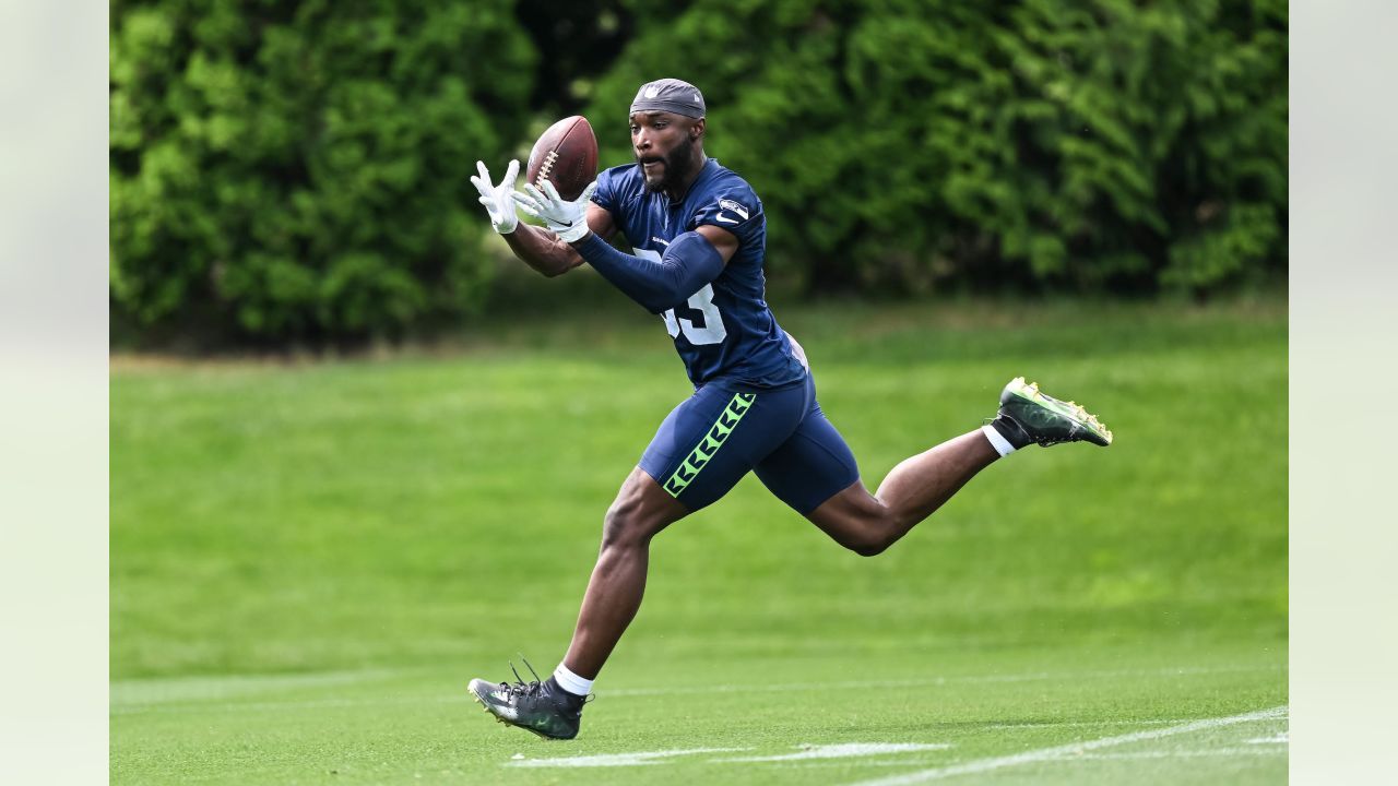 People have strong opinions about Seahawks star Tariq Woolen's 2nd year -  Field Gulls