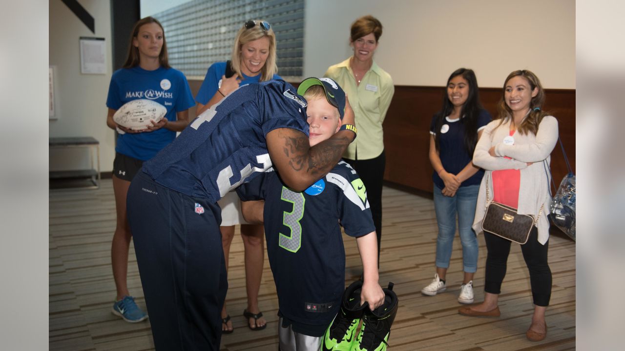 Seahawks Host Make-A-Wish Kids