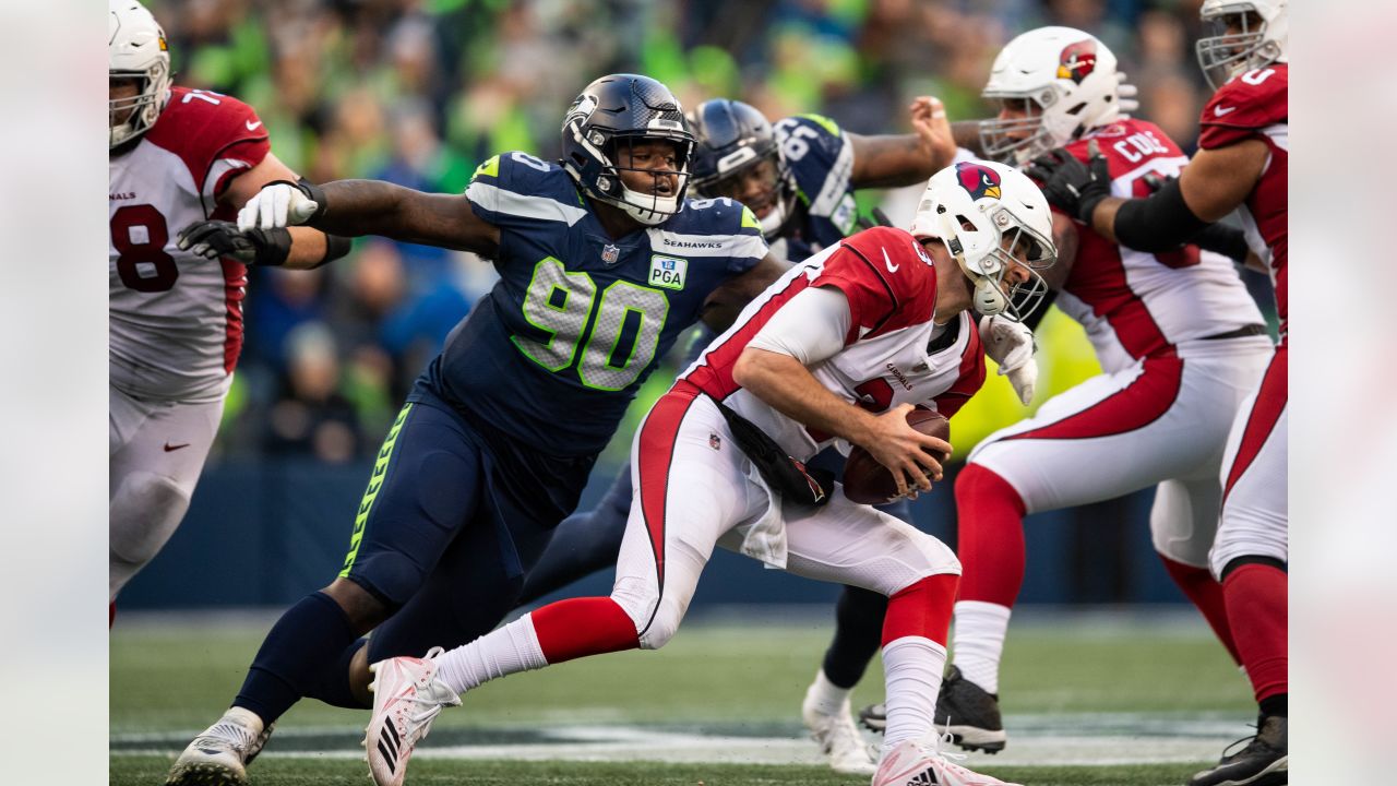 Discussing the upcoming season with Seahawks Linebacker Darrell Taylor 