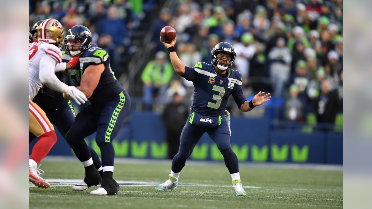 Seahawks build toward fall - Washington Daily News