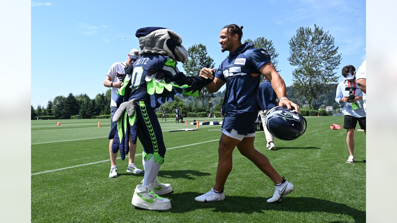 Seahawks 2023 training camp: 200 more photos from practice at the VMAC