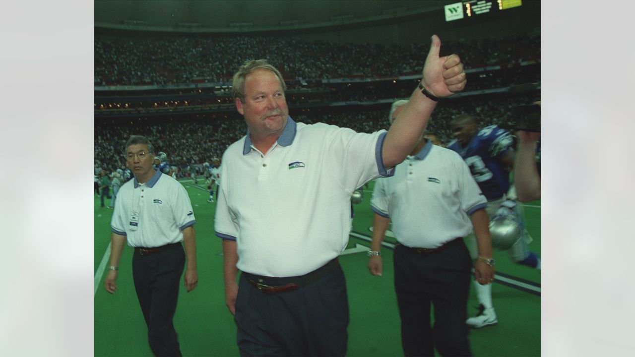 Seahawks head coach Mike Holmgren, wearing his 1997 Super Bowl XXXI Championship  ring, answers questions from the media during the Seattle Seahawks' Superl  Bowl XL Media Day at Ford Field in Detroit