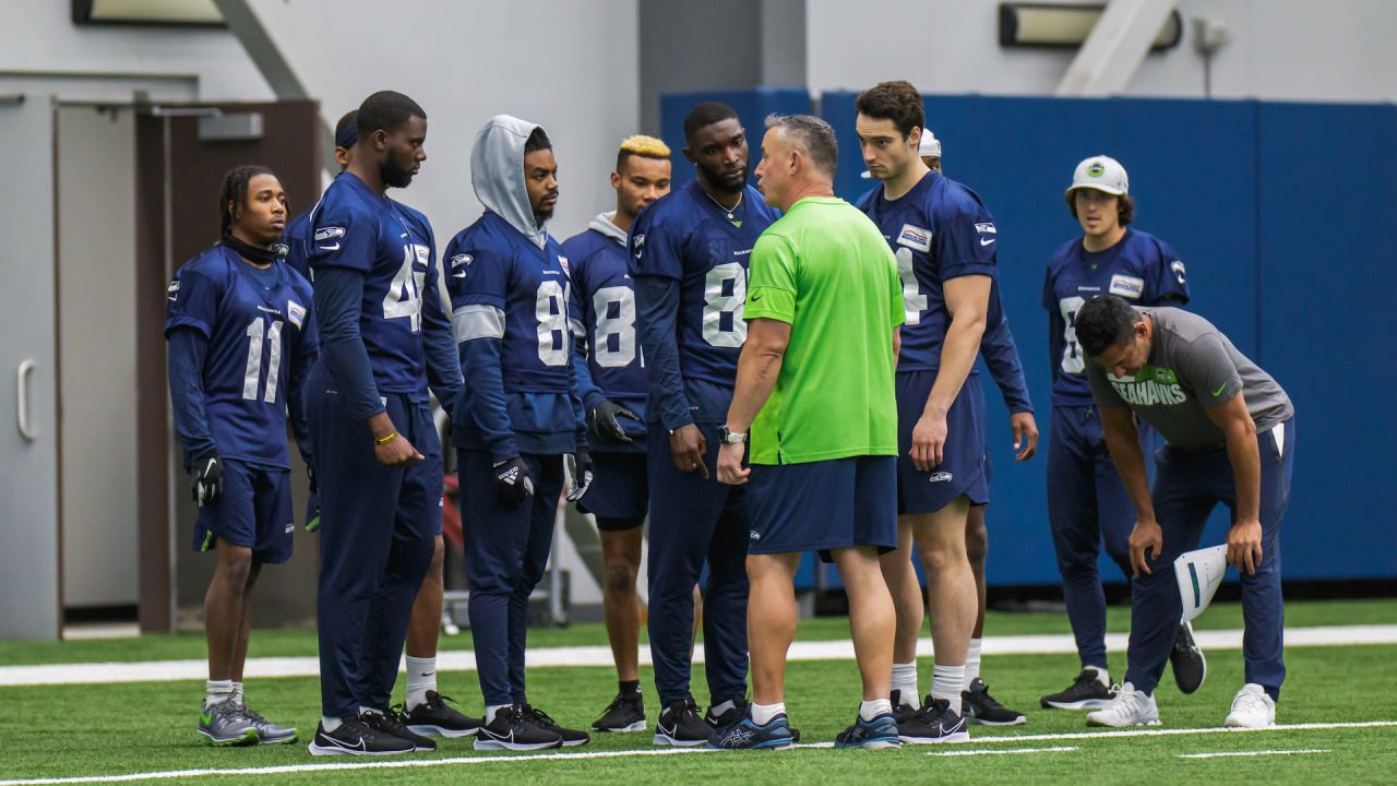 Baker Athletics on X: The Seattle Seahawks Rookie Mini Camp started today  and here's a couple snapshots of the NAIA's all-time leading rusher, JD  Woods!!  / X