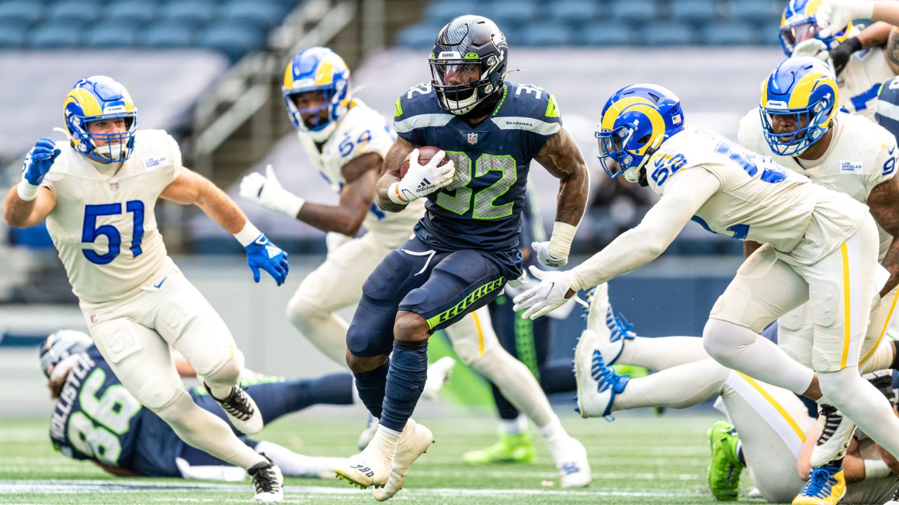 Seahawks running back fantasy camp battles 2021: Chris Carson