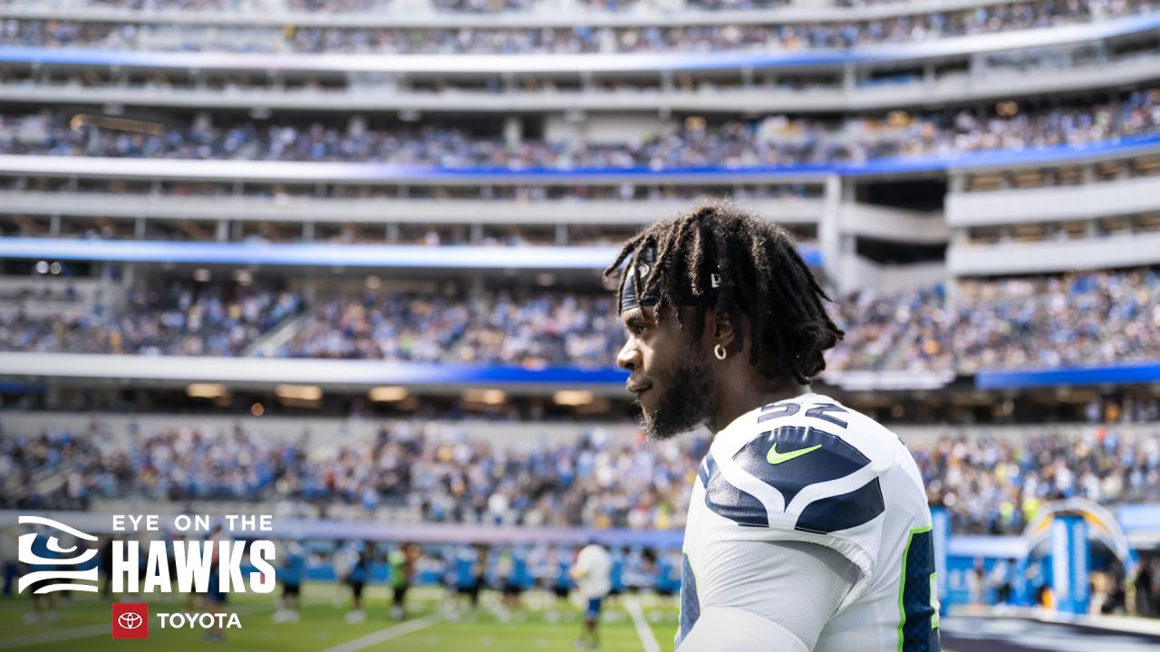 NFL on X: Shaquem Griffin welcomes Abraham Lucas to the Seahawks.  @Shaquemgriffin