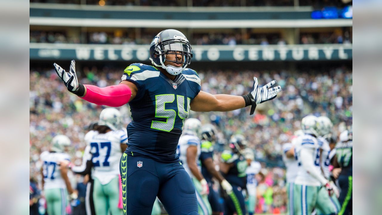 A Grip on Sports: Bobby Wagner speeds around the Hawks' practice faster  than Colorado bolts the Pac-12 and that's fast