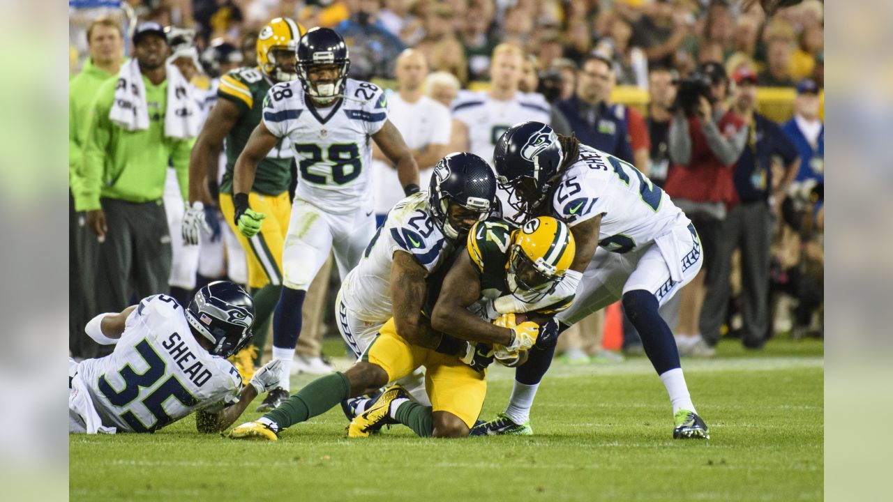 Five takeaways from the Seahawks' 27-17 loss to Green Bay [*With Photo  Gallery*]