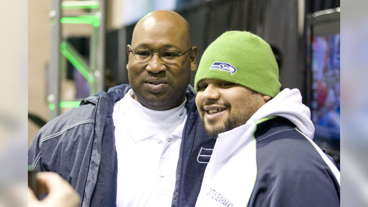 Seahawks Hall of Famer Cortez Kennedy had swollen legs, hospital stay  before his May 23 heart attack