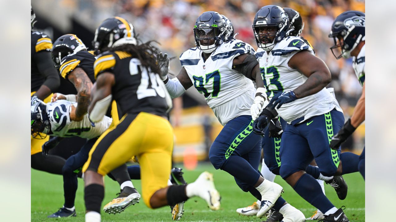 PHOTOS: Feature frames - Steelers vs. Seahawks