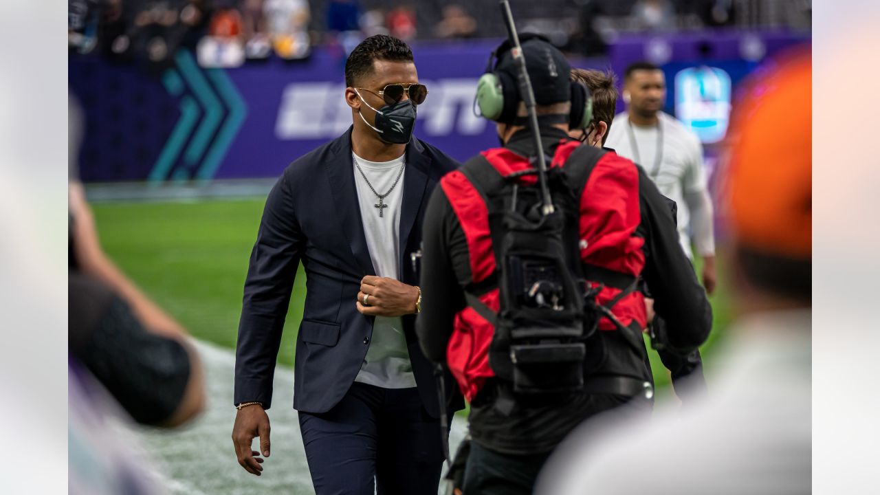 NFC cornerback Trevon Diggs of the Dallas Cowboys celebrates with Seattle  Seahawks Russell Wilson after competing in the Best Catch event at the 2022  Pro Bowl Skills Showdown Wednesday, February 2, 2022