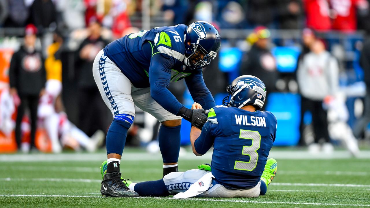 SEAHAWKS: OT Duane Brown says learning must be accelerated on new-look  offensive line