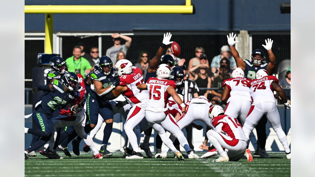 Poll: With Seahawks out, most 12s hope Cardinals win Super Bowl 50