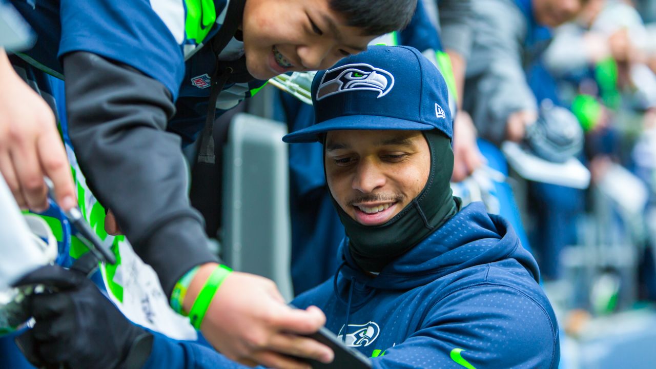 Report: Ex-Seahawk Jermaine Kearse suffers broken leg