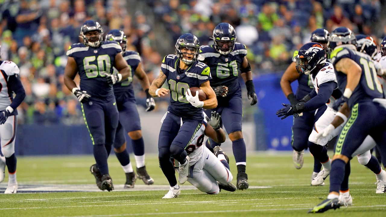 Seahawks Linebacker Bobby Wagner And Safety Kam Chancellor Unveiled On NFL  Network's Top 100 Players Of 2017