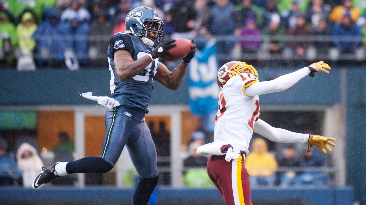 Raiders running back B.J. Emmons (35) goes up top and crosses the goal line  as Seattle Seahawks …