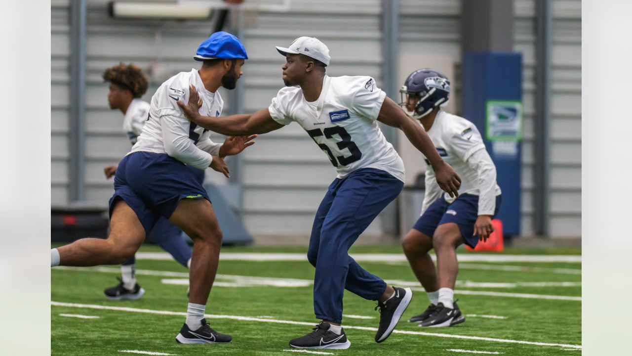 Baker Athletics on X: The Seattle Seahawks Rookie Mini Camp started today  and here's a couple snapshots of the NAIA's all-time leading rusher, JD  Woods!!  / X