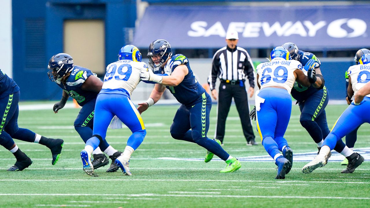 Overmatched and out: Offensive ineptitude dooms Seahawks in wild-card  playoff loss to Rams