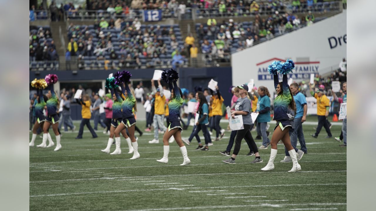 Seahawks Support Crucial Catch Campaign for Cancer Awareness and Early  Detection, in Collaboration with Virginia Mason Franciscan Health