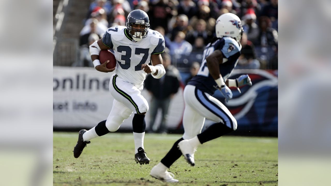 Tennessee Titans outside linebacker Akeem Ayers is taken off the field in  the first half of an NFL preseason football game against the Cincinnati  Bengals, Saturday, Aug. 17, 2013, in Cincinnati. (AP