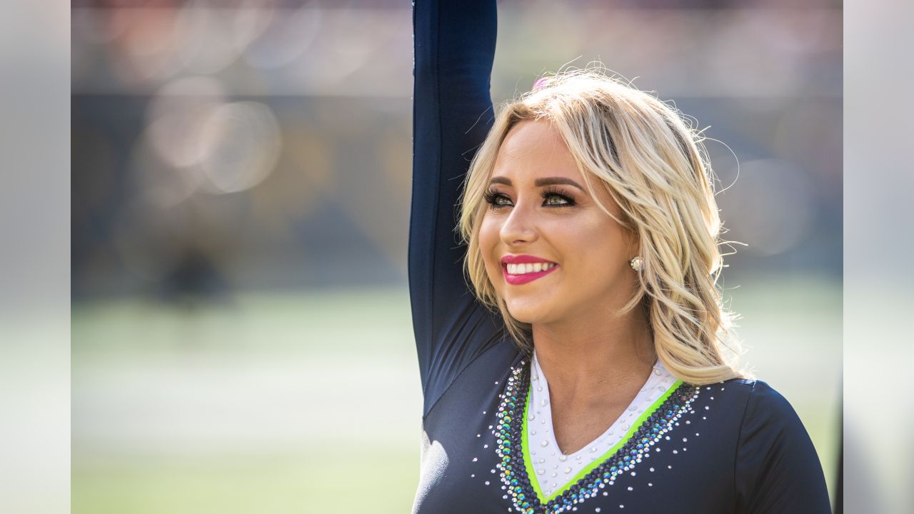 Seahawks Dancer Kelsey G (@SeaDncr_KelseyG) / X