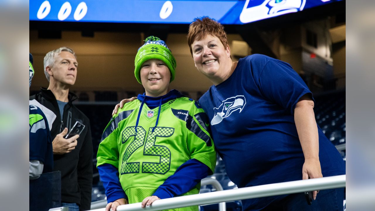 Seahawks top Lions 28-14 - The Columbian