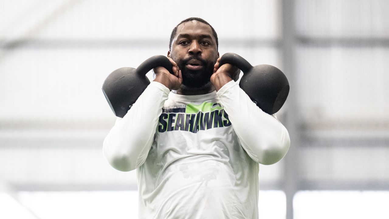 DK Metcalf's GIF reaction to signing lucrative extension with Seahawks