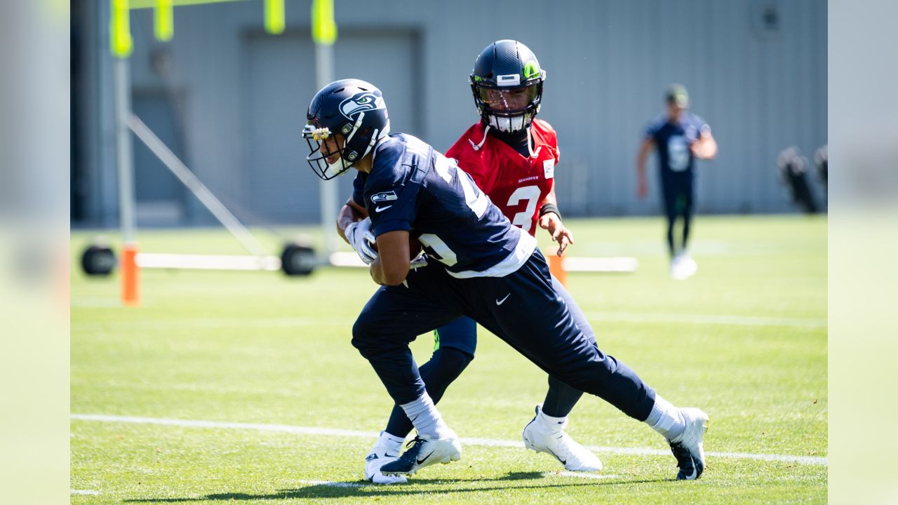 Poona Ford is primed to step up for Seattle in the wake of Jarran Reed's  suspension, NFL News, Rankings and Statistics