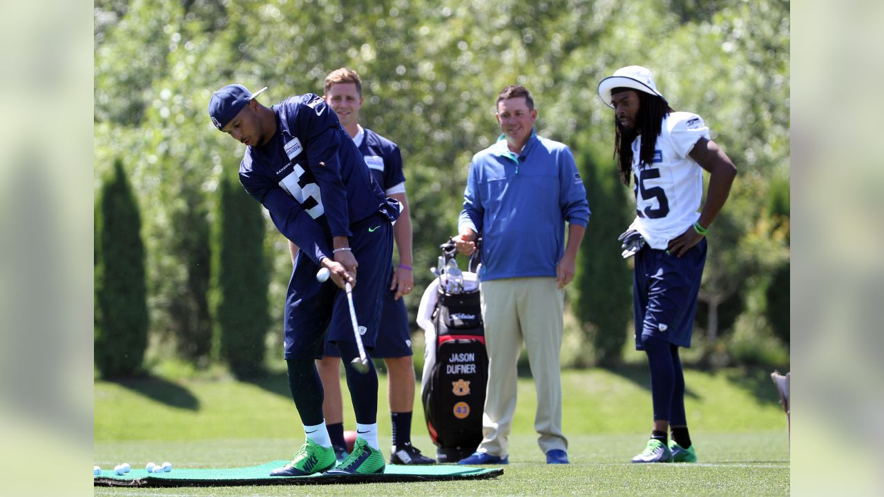 Seattle Seahawks on X: Tuesday Round-Up: @RSherman_25, #Seahawks get golf  lesson from pro @JasonDufner [   / X