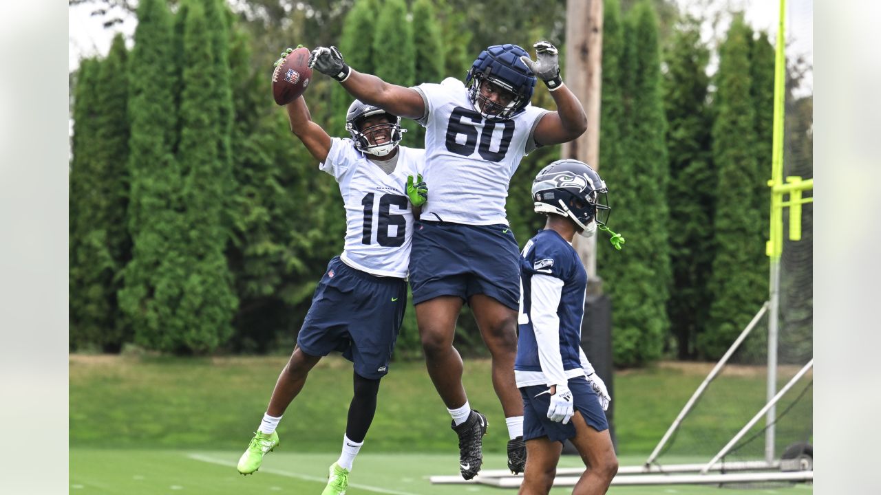 Seahawks pre-training camp player rankings: Nos. 30-21